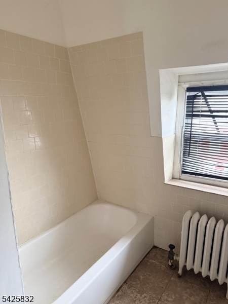 2nd floor bath