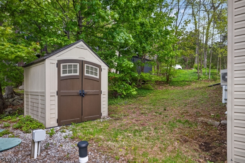 shed