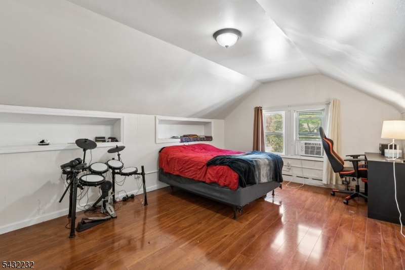 Unit 4 Bedroom 4th floor
