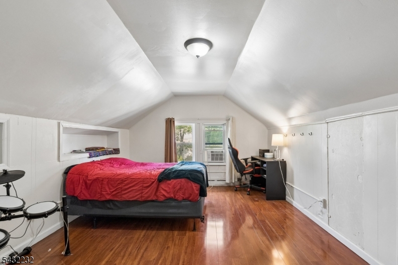 Unit 4 Bedroom 4th floor