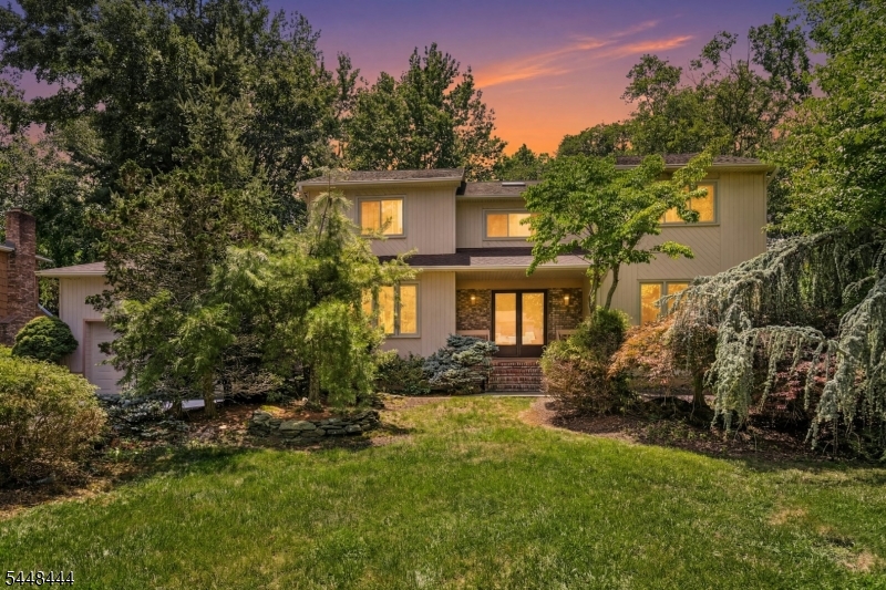 40 Vista Dr