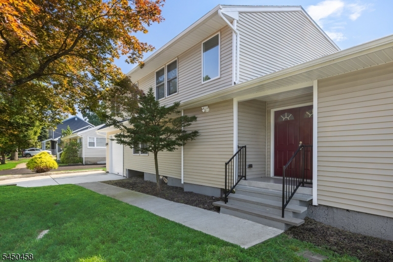 55 Shawnee Ave