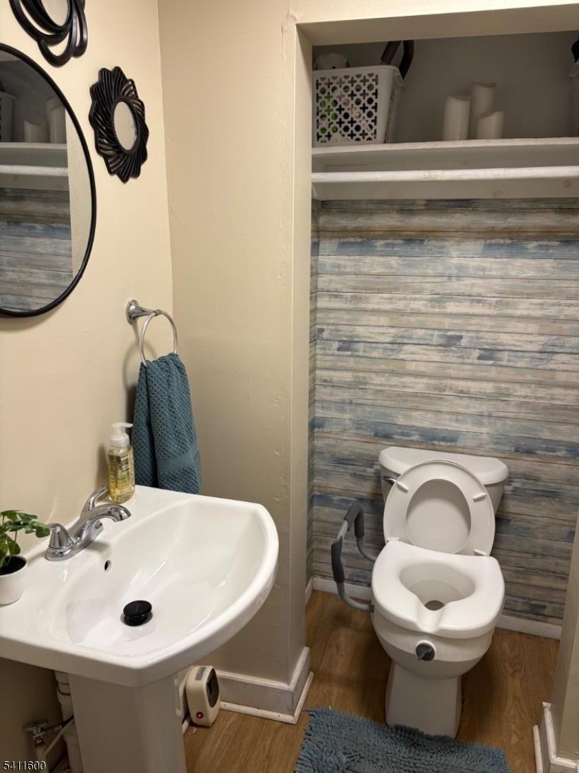 Powder room