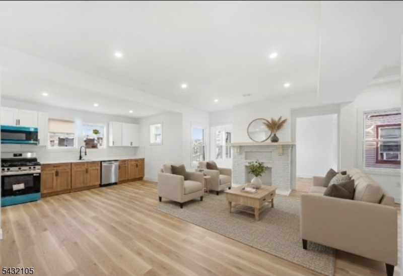 Family Room/dinning room