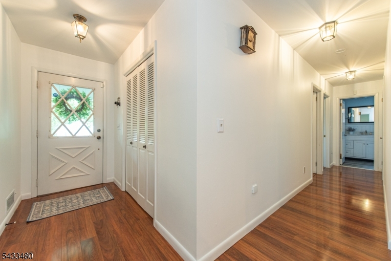 Foyer/ Hall