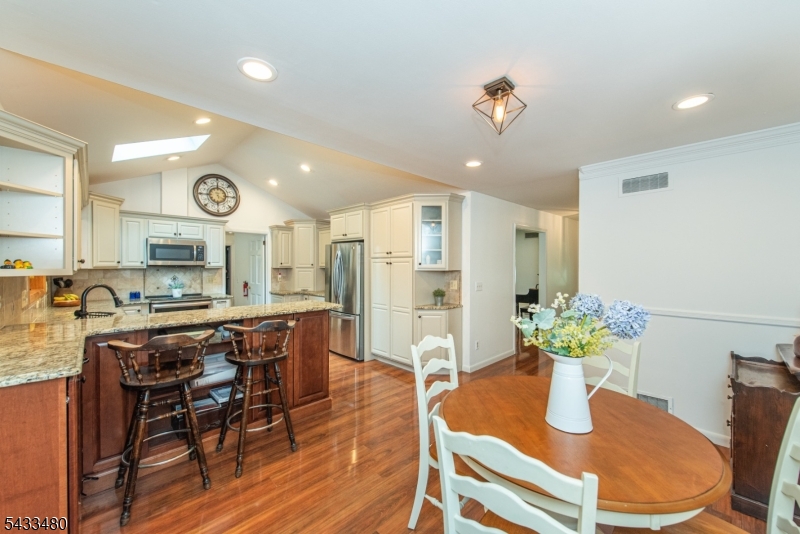 Eat in Kitchen
