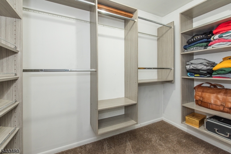 Walk in Closet