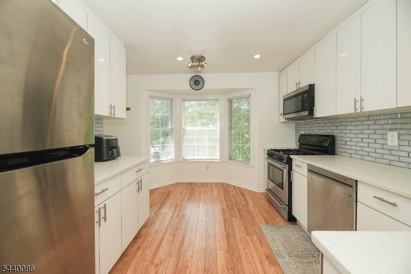 120 Acadia Court