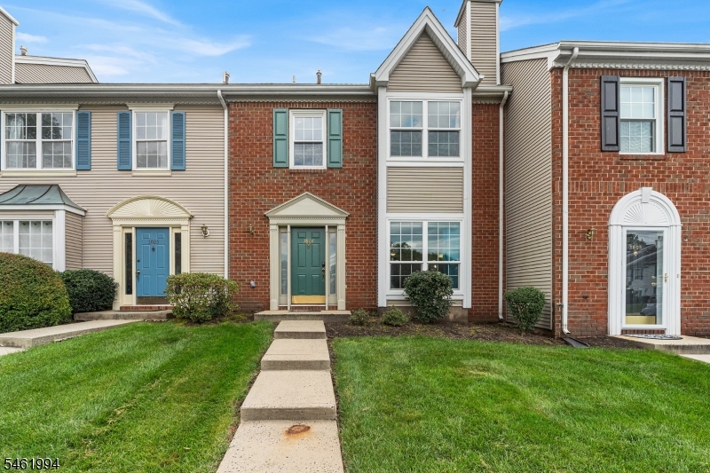 3804 Graham Ct