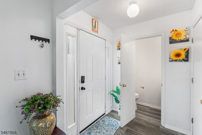 3804 Graham Ct