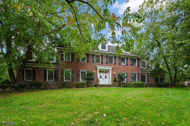 602 Grandview Ter