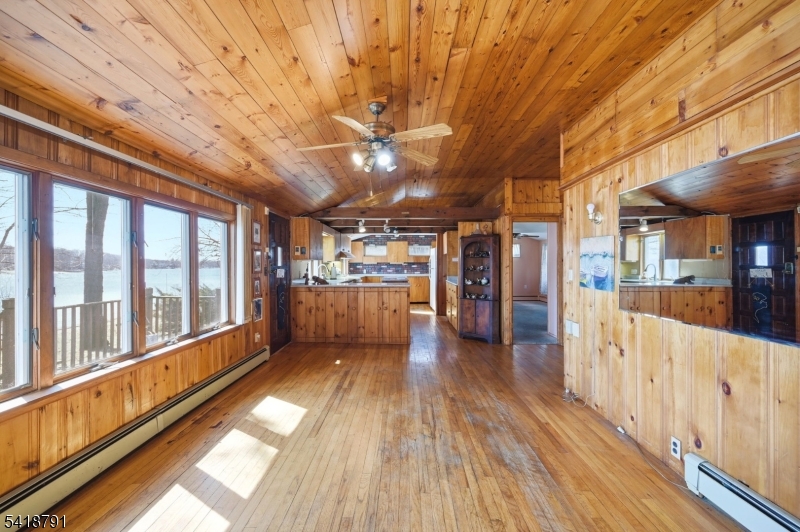 Dinning/Kitchen