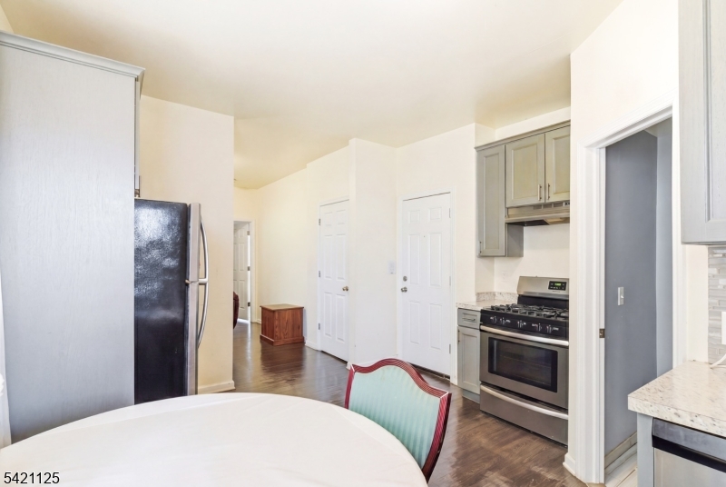 Apt 5