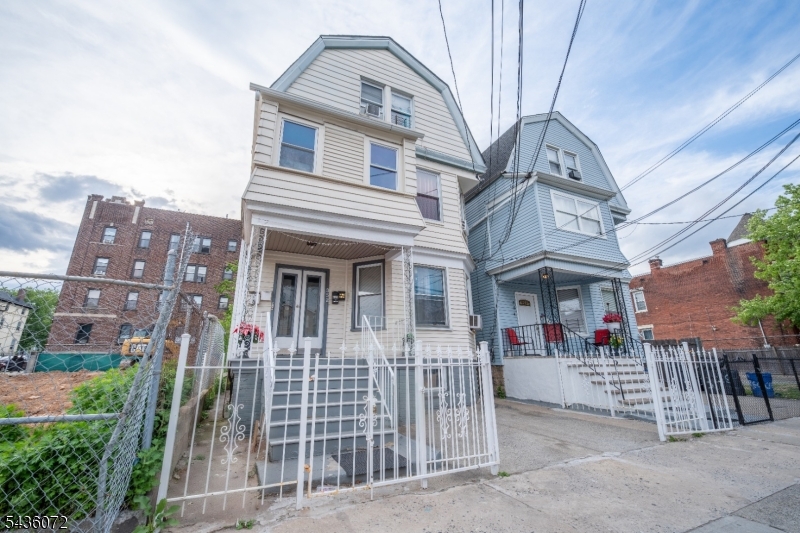 352 N 7Th St, Newark City, NJ 07107 Listing Photo  0