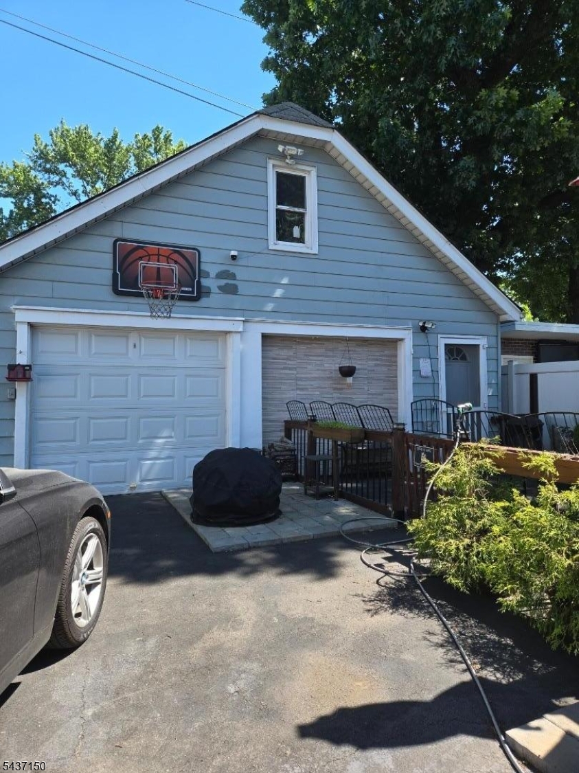garage