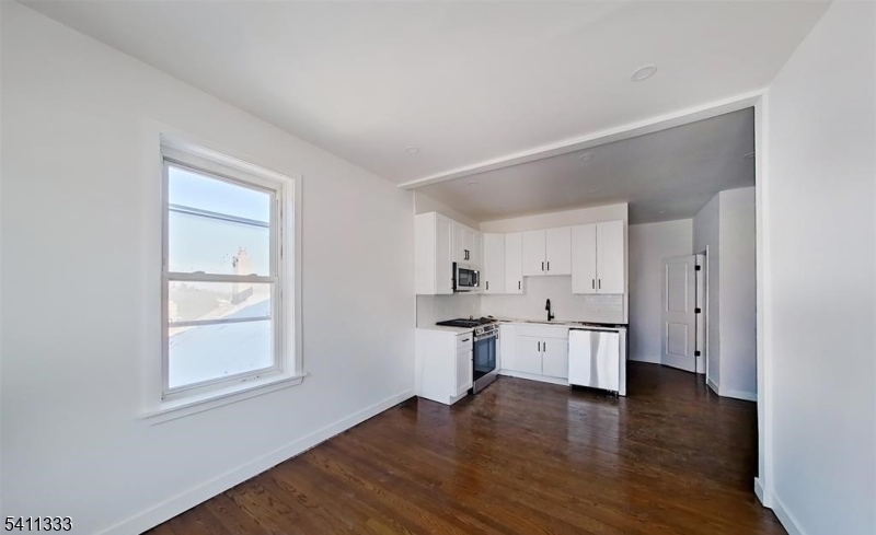 207 Valley Rd, #9, Clifton City, NJ 07013 Listing Photo  0