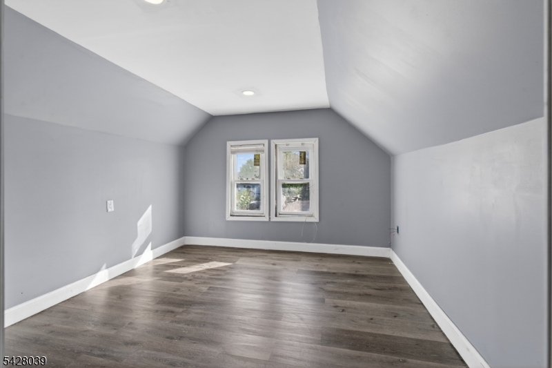 3rd fl Bedroom 6