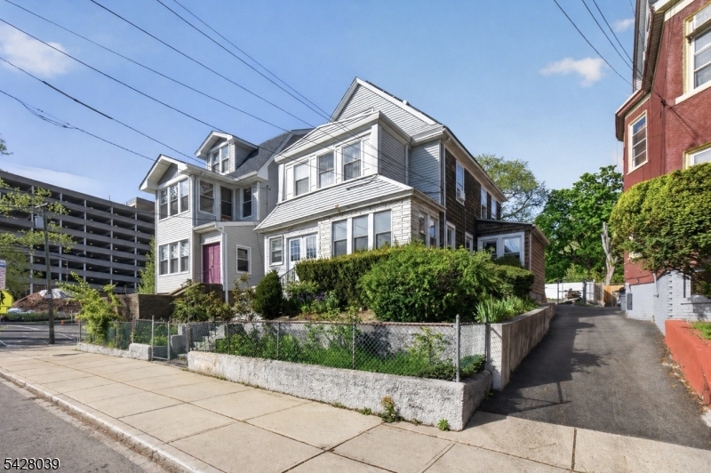 127 Lyons Ave, Newark City, NJ 07112 Listing Photo  0