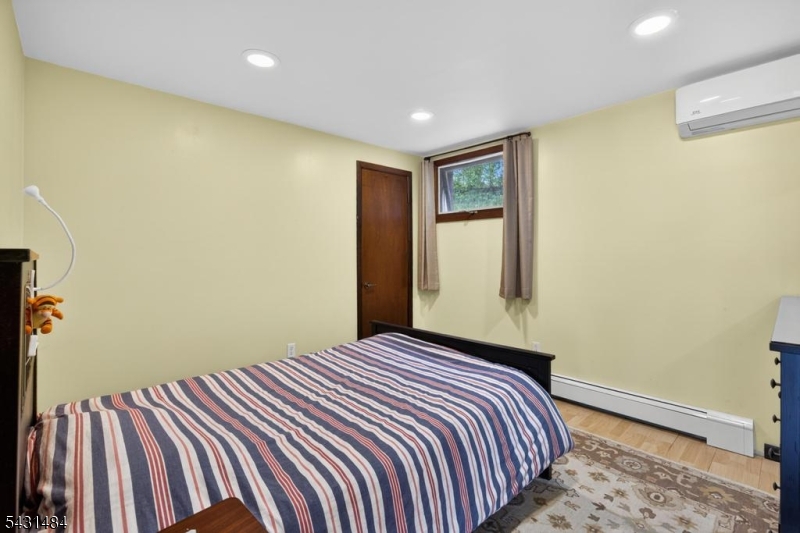 BEDROOM 4 ON 1ST FLOOR
