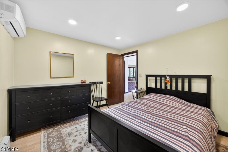 BEDROOM 4 ON 1ST FLOOR