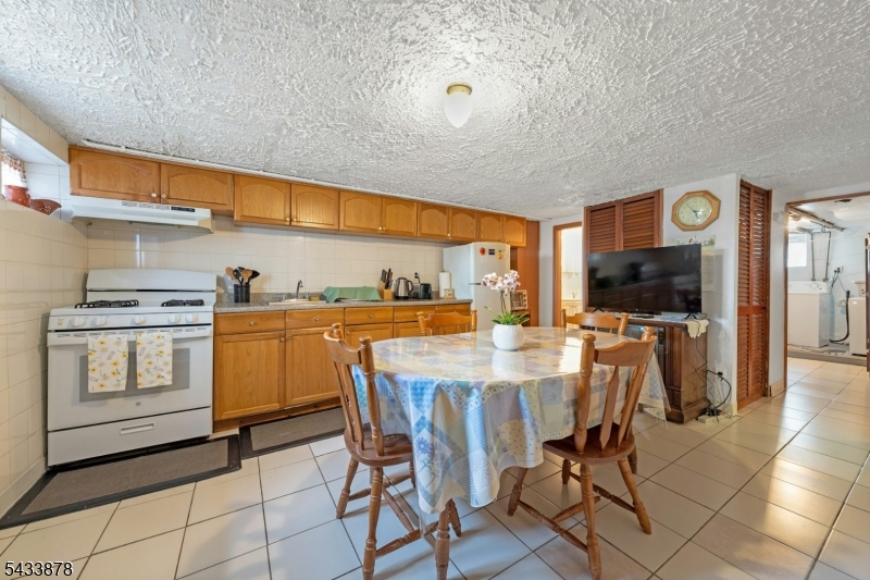 999 25th Street