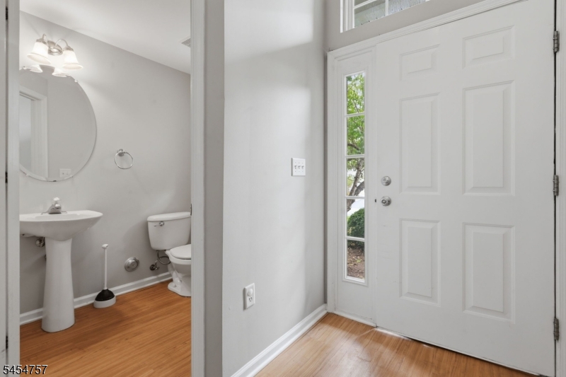 9 Bridgepointe Dr