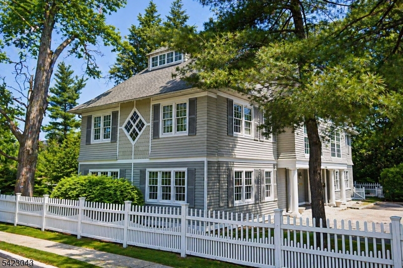 264 South St, Morristown Town, NJ 07960 Listing Photo  0