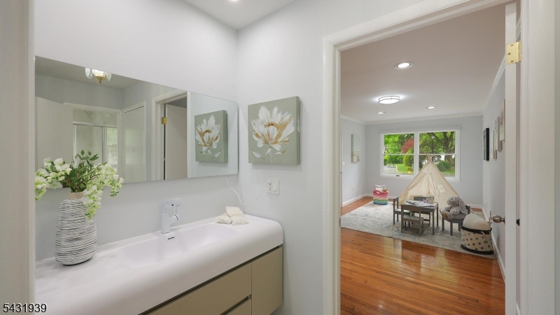 Wash Basin over Looking Den