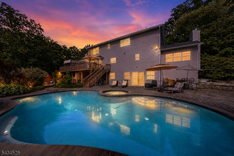 62 S Glen Rd, Kinnelon Boro, NJ 07405 Listing Photo  0