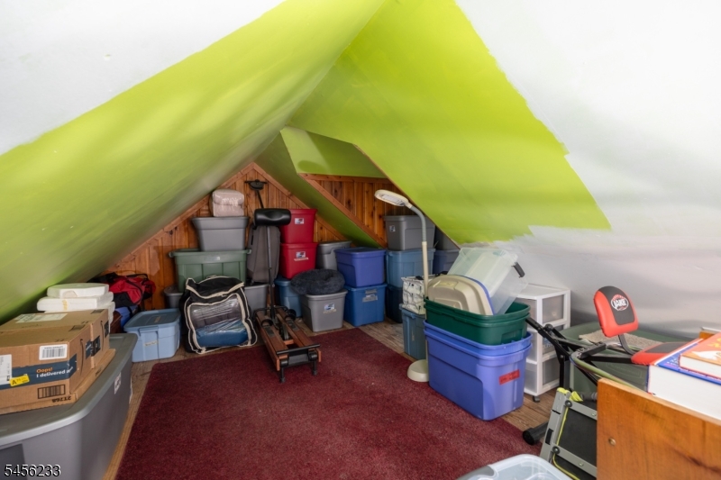 10 Pochuck Dr