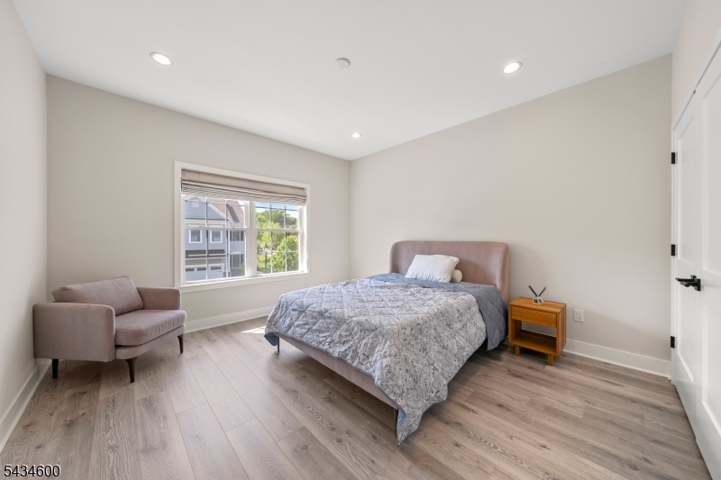 2nd Bed