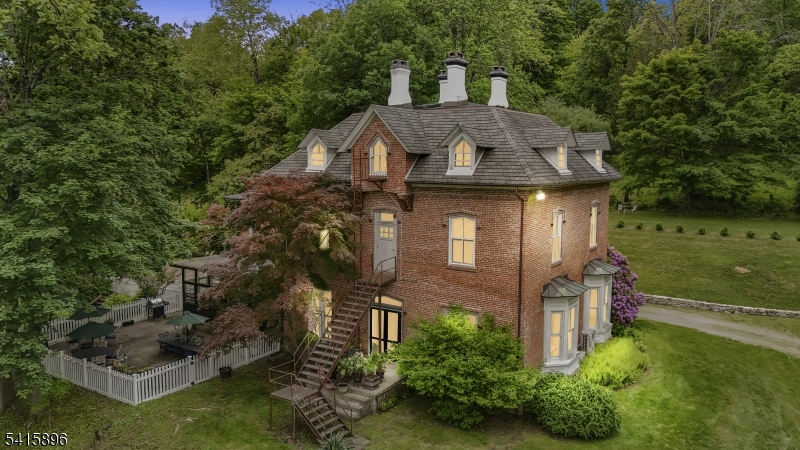 20 Belvidere Ave