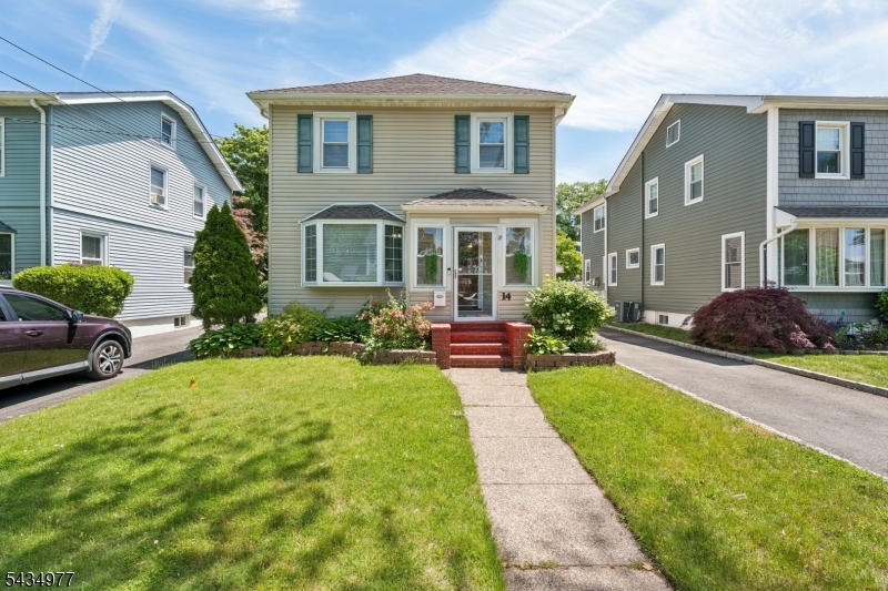 14 Chestnut Terr, Bloomfield Twp., NJ 07003 Listing Photo  0