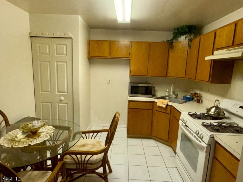 75 Amethyst Way