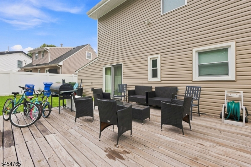62 Pinetree Dr