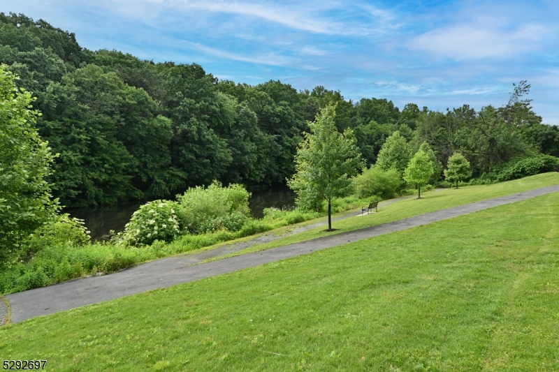Gypsy Pond Park & biking path