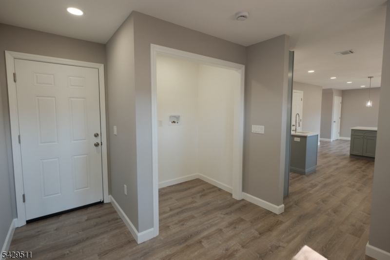 laundry / mud room