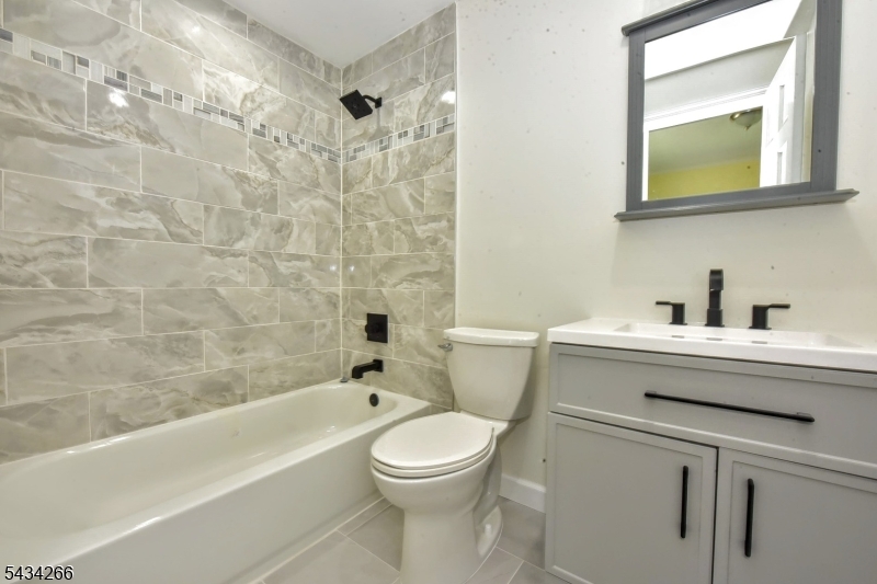 Bathroom Unit B