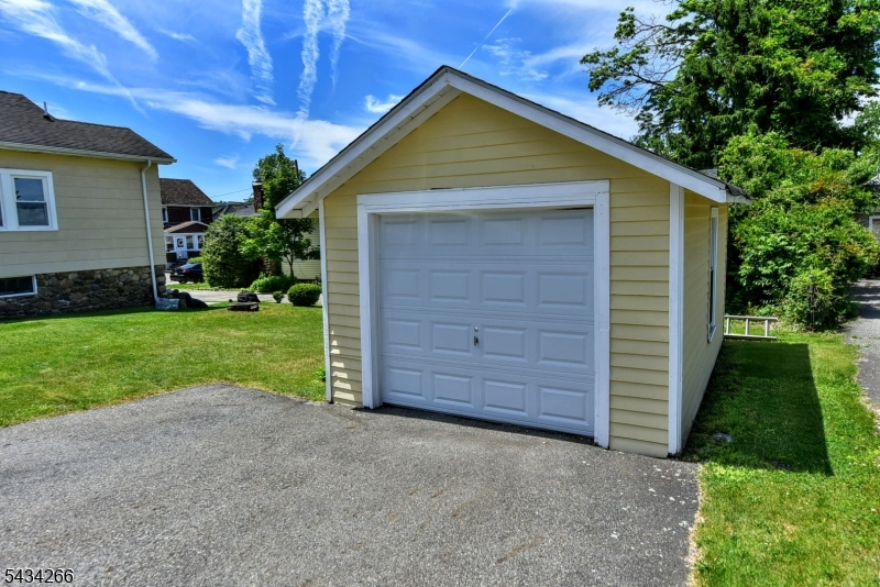 Single Car Garage