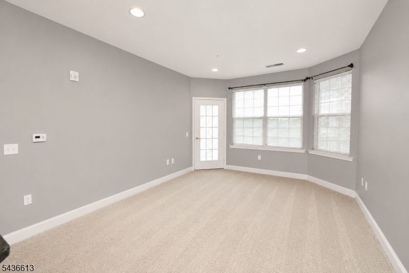 Living Rm