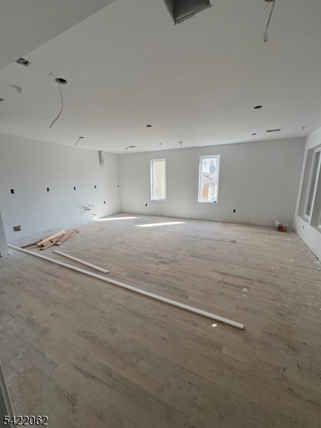 Kitchen/Living Area