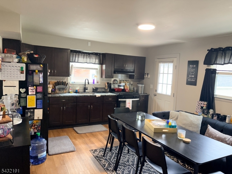 FIRST FLOOR KITCHEN