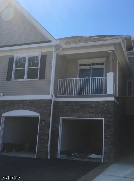 36 Elston Ct, Wanaque Boro, NJ 07420 Listing Photo  0