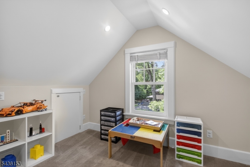 bonus room