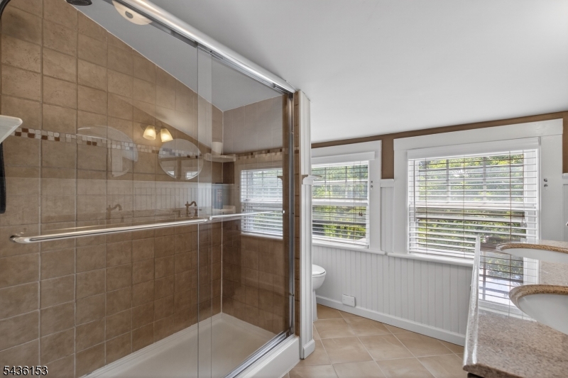 3rd floor bath