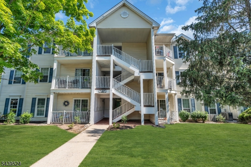 19 Amethyst Way