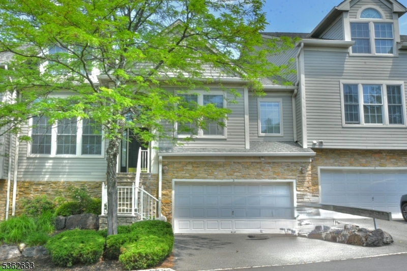 3 Skyview Dr