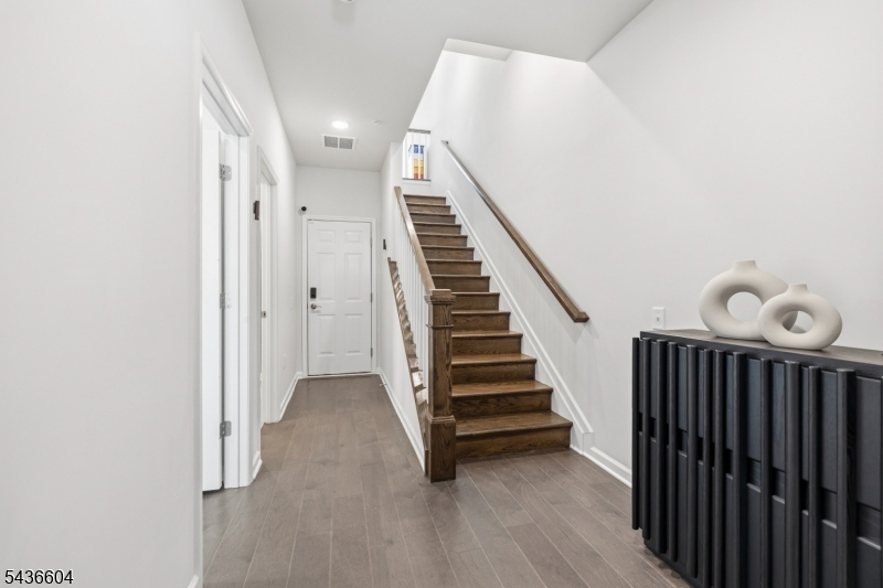 Spacious Foyer