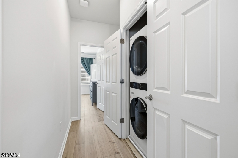 Newer Smart Washer/Dryer