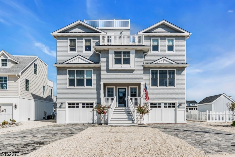 9 Alma Rd